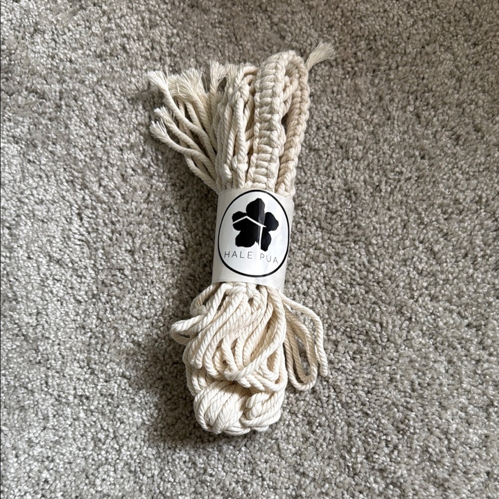 Hale Pua Cream Macrame Cord